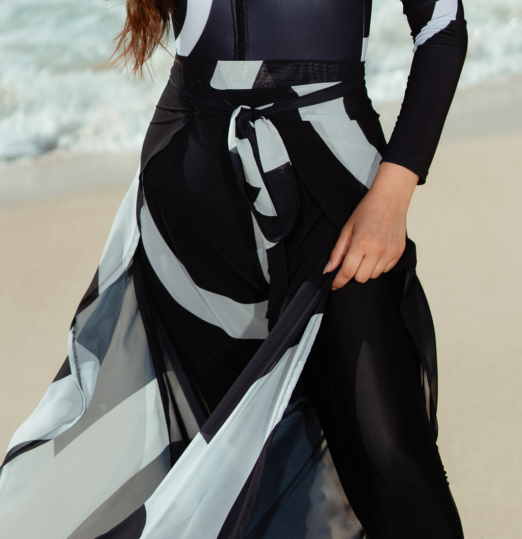Wide-Leg Wrap Cover-Up Pants – Black & White Geometric