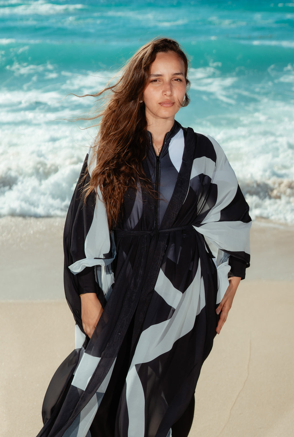 Abstract Geometric Kimono Beach Kaftan – Black & White