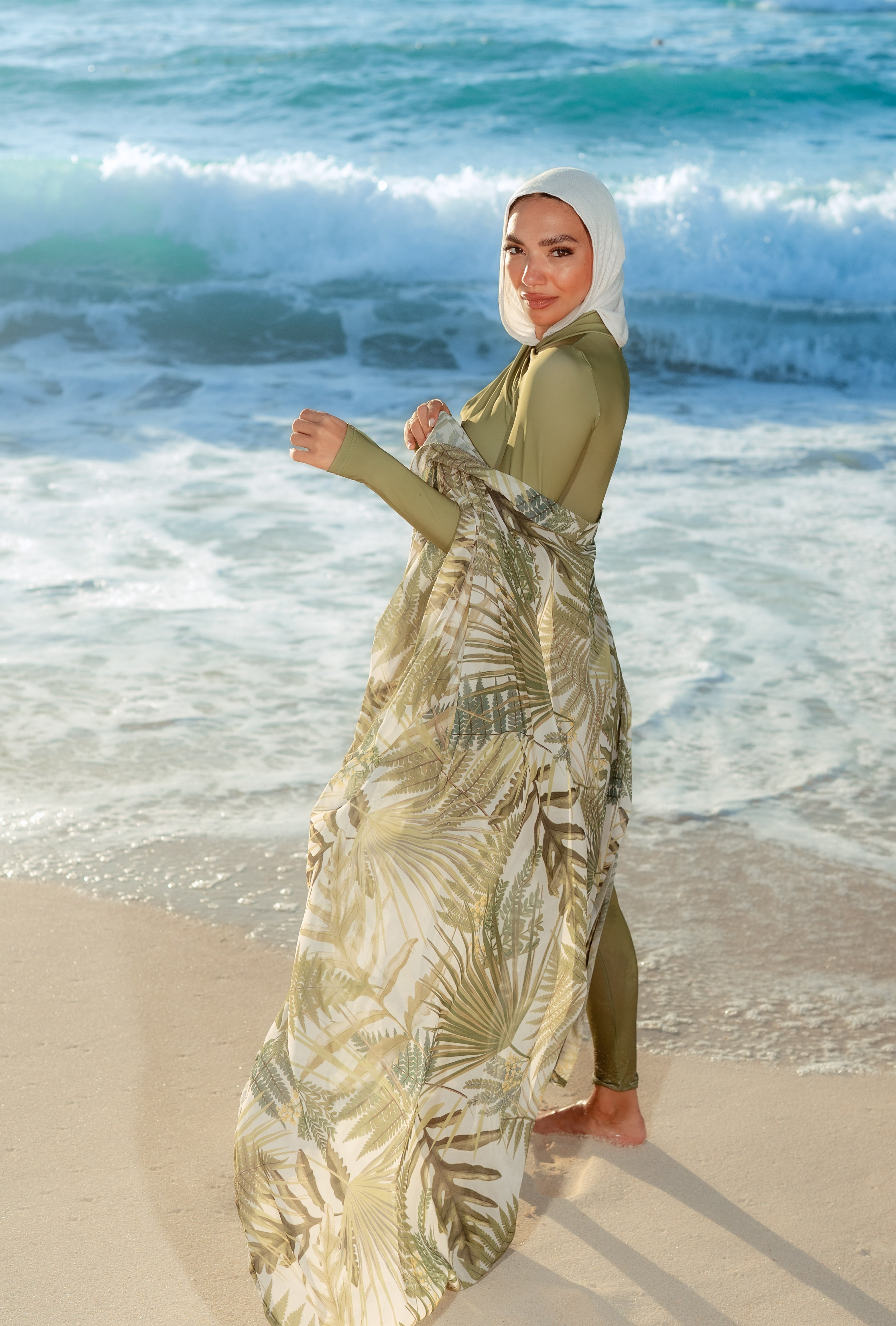 Tropical Leaf Kimono Beach Kaftan – White & Green